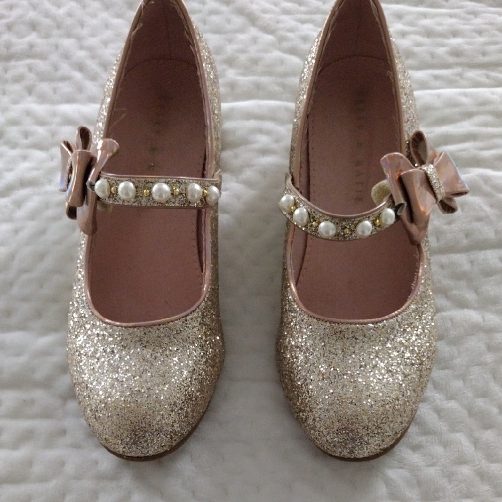 Kelly & Katie Girls' Glitter Pearl Strap Dress Shoes - Gold